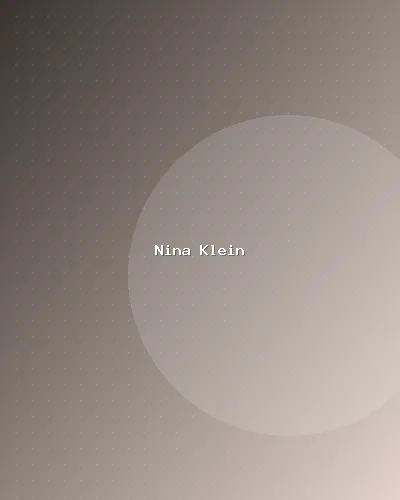 Nina Klein, Wimpernverlängerung Classic, Augenbrauen Formen & Färben, Maniküre Klassisch, Damen-Haarschnitt & Styling, Wimpernverlängerung Volume, Gel-Maniküre, Herren-Haarschnitt, Wimpern-Lifting & Tint, Nail Art & Design, Kinder-Haarschnitt (bis 12 J.), Pediküre Klassisch, Gel-Pediküre